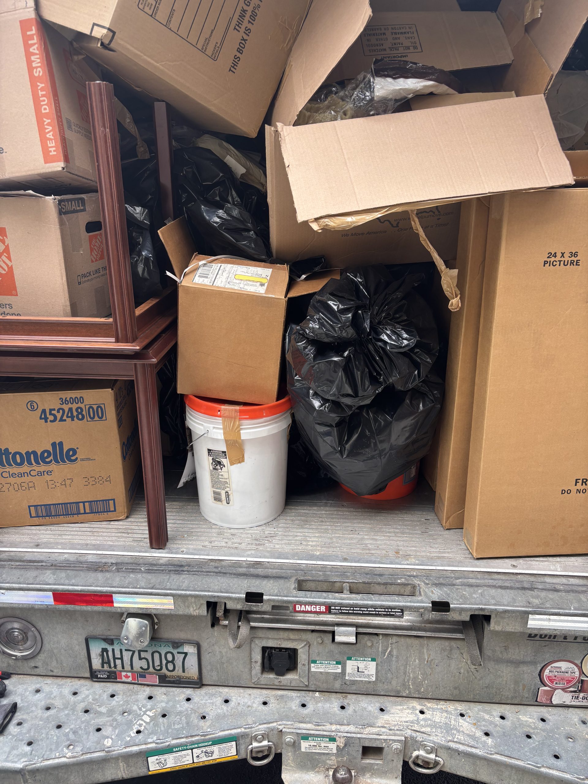 Appliance removal and trash haul-away service in Rockville, MD Appliance removal and trash haul-away service in Rockville, MD